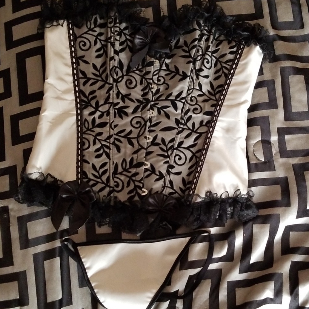 Cream corsett with matching g-string